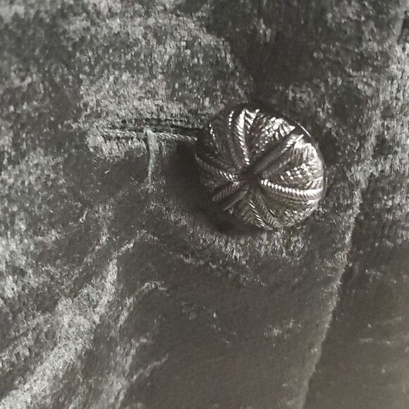 STYLED BY WINTER Vintage Fur Coat - Size Large - Picture 6 of 7